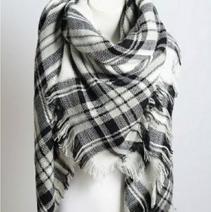 🚫SOLD🚫 Plaid Blanket Scarf
